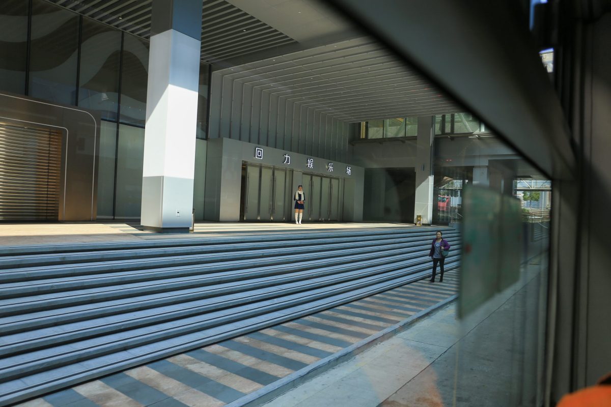 AI dan Pengalaman Manusia: Pertanyaan dan Refleksi