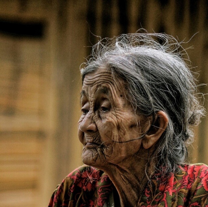 Proyeksi Kecemasan: Episode Masa Tua dalam Lensa Udhe